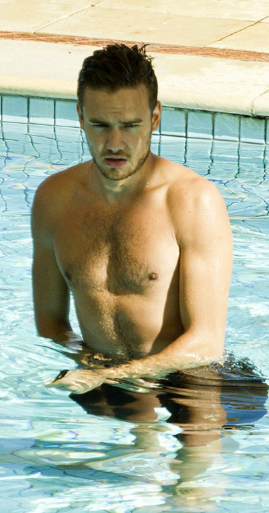 Porn photo lirrylocks:  Liam at the hotel pool in Adelaide