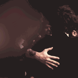 larry-and-houis:  Fingers though :)) 