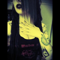 heathergraves:  Goblin Queen  Love the Michael Myers tattoo