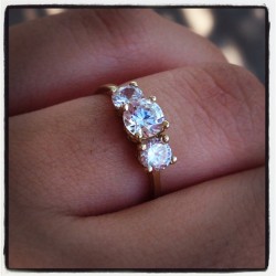 The beautiful ring my boyfriend @independable