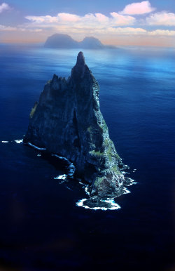 Rising from the depths (Ball’s Pyramid, off the east coast of Australia, at 562 metres [1644 ft] is the world’s tallest volcanic seastack)