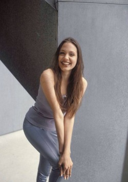  Angelina Jolie at 19 years old (1994)       