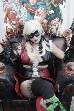 comicbookcosplay:  Harley Quinn -  Injustice:  Gods among us-. Cosplayer: Joker’s Harlequinade Chile Submitted by manedecalabaza 