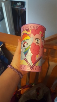 So I bought this cup from the dollar store yesterday and it made me think of you.(captainwithagrin)whwhwhwhwhareare they surrounded by heartswhthey’re in a fucking heart i’m actually gonna explode