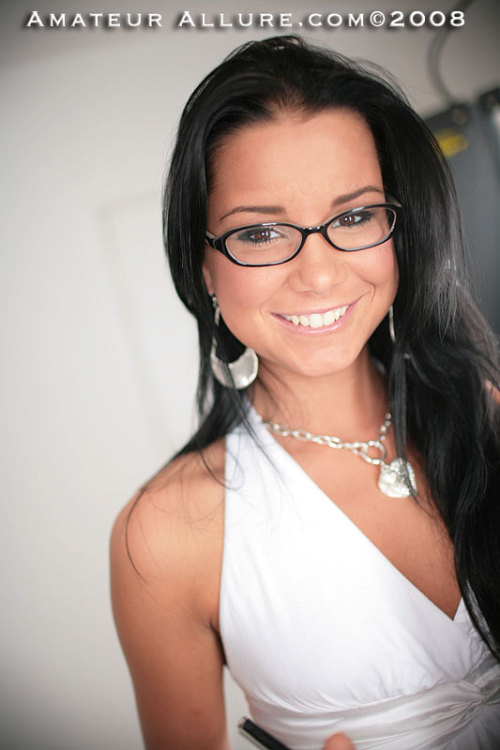 fashionable-pessimism:  Girls with glasses… porn pictures