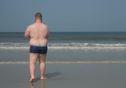 ace0329:  joshthebullpup:  beach day collecting water samples for micro bio. had to break out the swimsuits, though it was kind of odd that people stared as i took pictures of myself on the beach, let alone taking water from the ocean and putting it in