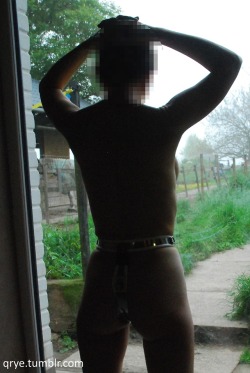 qrye:  Behavioral therapy (2/5).  Because it’s difficult for her to show up naked, or diapered, or  belted, I asked her to remove her clothes and to stand in front of the  window. It was more psychological than anything, as this window faces  the garden.