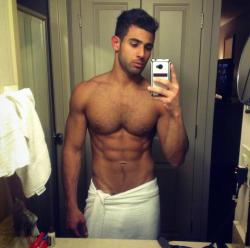 arcana-indolem:  Sexy selfie in a towel with visible penis line. I want to see what’s under that towel. 