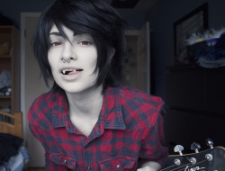 criedwolves:  I’m a riddle. Bad little boy. Yes, I’m bad but not little. i’ve been meaning to do marshall lee for a long time plus i’ve had this shirt for like 5 years?? i’m glad i finally got around to it because this was fun as hell. check