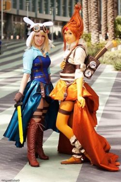 cosplay-and-costumes:  Steampunk’d Fionna and Flame Princess (Adventure TIme) cosplay. http://j.gs/4vBq 