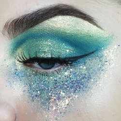 miss-mandy-m:  Makeup Mondays:  Mermaid glitter inspiration 
