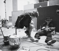 losetheboyfriend:Mick Jagger & Keith Richards of the Rolling