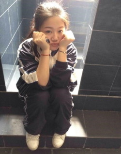 eaglemata:  Young Chinese girl loves blowjob 