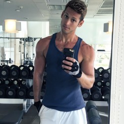 malefeed:  maxisms: #publicServiceAnnouncement: don’t forget the #gym. More up my own ass than http://ift.tt/1C7YFLW [x] #maxisms 