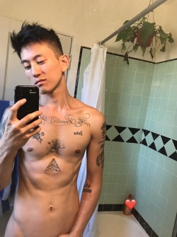 ccbbct:  bboxers:  thepornfixation:  actor Jake Choi naked  Jake Choi exposed   Jake Choi’s movies: https://www.youtube.com/watch?v=T8abmU-gNf8 https://www.youtube.com/watch?v=IYXo-3-bEMM 