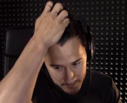 markipliergamegifs:  Here you go! A ‘Mark fixing his hair’ appreciation post!Thank you melchiorflyer for the suggestion!