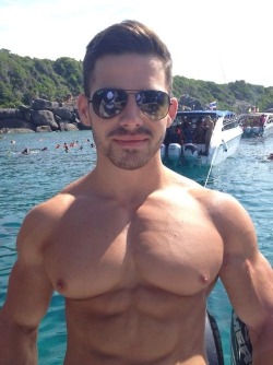 hugesexyooweegooweemen:  Fuck, the most beautiful pecs/nipples in the world. Huge pecs, plump nipples hanging over the edge of his pecs, plump guns, sexy abs. Gonna nut now. Fuck. 