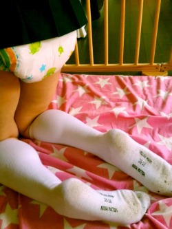 Uh-oh my socks are dirty :-OSee 16 pics on my cute blog:https://abdlgirl.com/2016/09/22/im-wearing-my-school-uniform-and-my-diaper-16-pics/Xx Emma