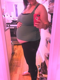 pregnantpiggy:2nd trimester starts today 