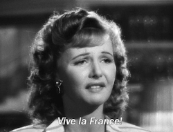 nitratediva:  Je suis de tout coeur avec la ville de Paris ce soir. Vive la France! Madeleine LeBeau in Casablanca (1942).