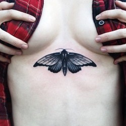 I like insect tattoos