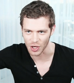 justapinchofwolfsbane:  bvrnhams:   “The things that you think are yourweaknesses are actually gonna turn out to be your strengths.”   -Joseph Morgan   QUEGLI OCCHI QUELLE LABBRA! QUEL TUTTOOOOOOOOOOOOOO!