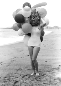 Losangelespast:  She-Devil In A Bathing Suit: Halloween Fun On Venice Beach, 1936.