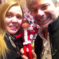 My dad and I with this creepy doll! #creepy #doll #anbalee #scary #dad #selfie #mall #ahhh #no #likeclowns #nope