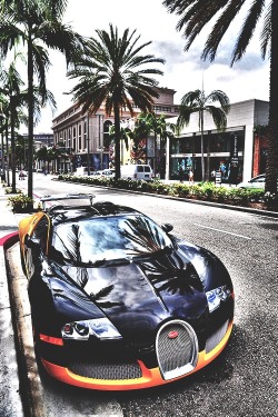 eyecndy:  Bugatti Veyron