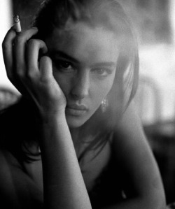 stevemcqueened:Monica Bellucci photographed by Ferdinando Scianna, 1991