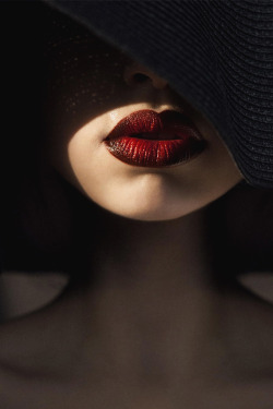 italian-luxury:Rose Red Lips by Heks Sascha