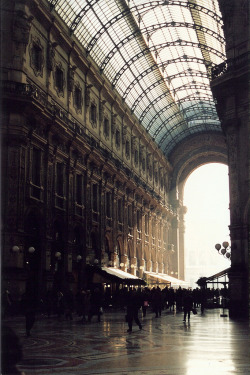 italdred:  Galleria Vittorio Emanuele II (by Not Quite a Photographr) 