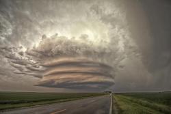 blazepress:  Incredible Photographs of Storms Reveal the Raw Beauty of Nature  haha, noooooooooooo thank you! i agree that these are some stunning photographs, but uh uh. not this gal. if i see shit like that, i&rsquo;m running the other way