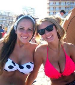 bustygirls-bikini:  beachandboobs:  .  Busty Girl Bikini 