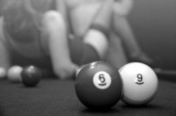 littleoneem:  Who wants to play pool… I really wanna learn how to play *smiles innocently*  I&rsquo;ll play &amp; teach you :)