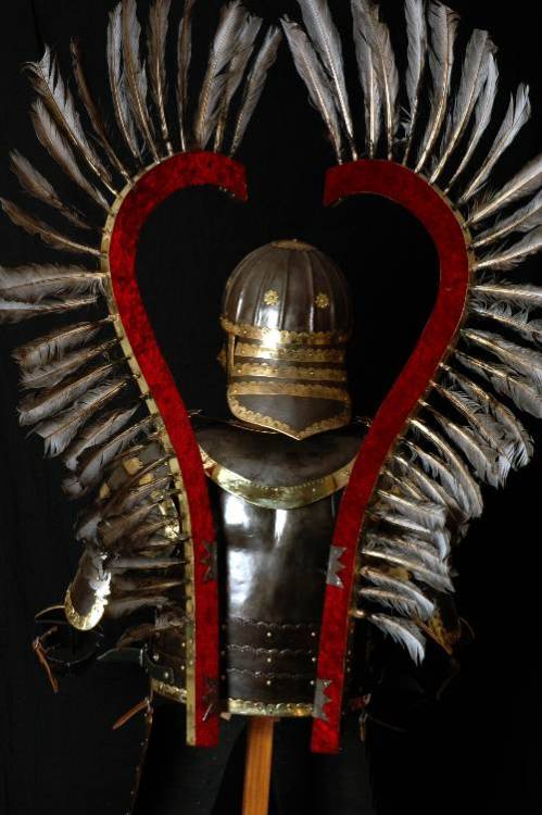 Porn lamus-dworski:  Polish winged hussar armor photos