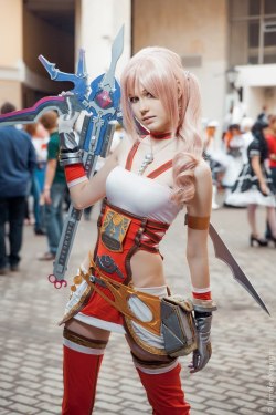 hotcosplaychicks:  Serah Farron Final Fantasy XIII by AshreiMEW  Check out http://hotcosplaychicks.tumblr.com for more awesome cosplay  and our new Cosplay Chat Room and Screen room:http://hotcosplaychicks.tumblr.com/chat