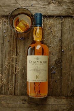 Bexsonn:  #Talisker 10Yo Single Malt #Scotch Whisky - Can’t Beat An Old Favourite!