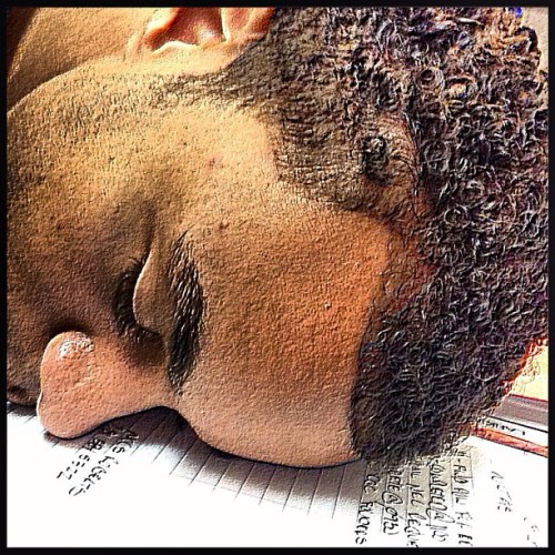 One desk one note pad by myself no pillow by myself I don’t need sheets…I’m finna go nite nite nigga! #bored