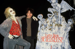 classichorrorblog:  Michael Keaton and Tim Burton behind the scenes of Beetlejuice|1988