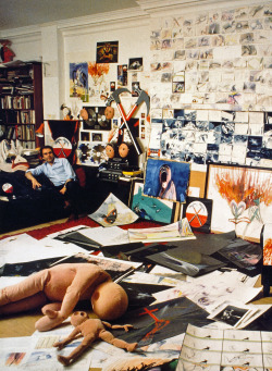 pinkfloyded:  Gerald Scarfe surrounded by