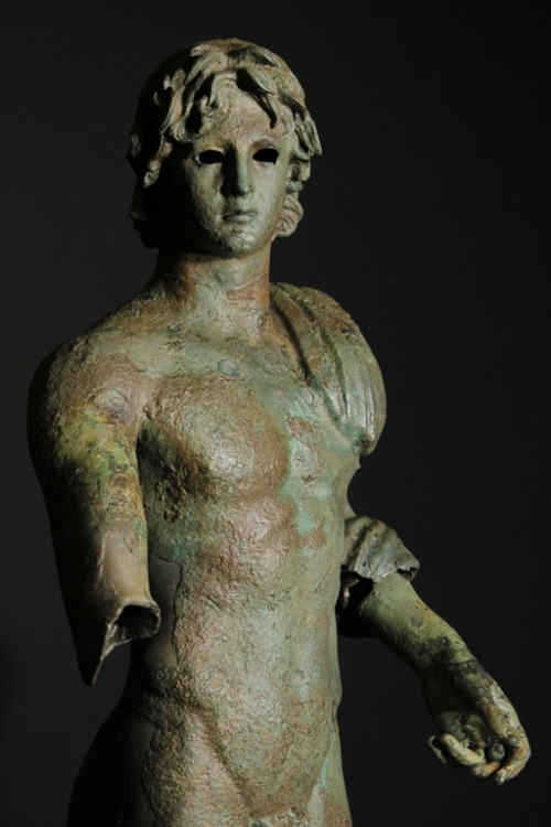 ganymedesrocks:Beauty of Ephebic Proportions: The Ephebe d'Agde, soon after being discovered intrigued some archaeologists and art historians for its resemblance Alexander the Great (356-323 BC), as the Agde’s bronze, is revealing the style of Lysippus