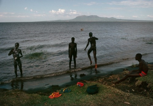 orwell:  Chris Steele-Perkins. Kenya. Lake Victoria. 1983.