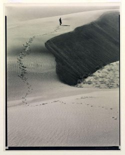inneroptics:  Laura Gilpin - Footprints in the Sand, 1931  