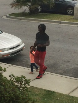 yungtoothpic:  Chief Keef and his daughter  on my campus. Keefs side chick obviously lives in my building