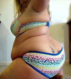 gaining-ni-ki:  T &amp; A, not forgetting the belly. 