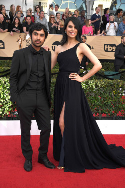 asiansinhollywood:  Kunal Nayyar and Neha Kapur attend The 23rd Annual Screen Actors Guild Awards at The Shrine Auditorium on January 29, 2017 in Los Angeles, California