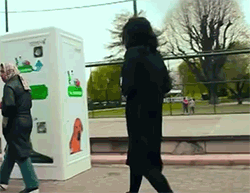 0bstacles:   huffingtonpost:  THIS GENIUS MACHINE FEEDS STRAY DOGS IN EXCHANGE FOR RECYCLED BOTTLES The Turkish company Pugedon has created a vending machine that’s dispensing help for both the environment and our furry friends. Watch the machine