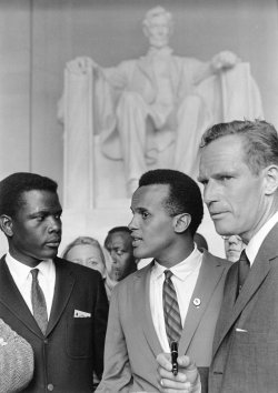 twixnmix:  Harry Belafonte, Sidney Poitier, Charlton Heston, James Baldwin, Marlon Brando,   Sammy Davis Jr., and Burt Lancaster at the Civil Rights March in Washington, DC on August 28, 1963.   