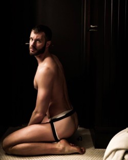 CLICK HERE TO ENTER TO WIN 躔 OF JOCKSTRAPS FROM THE JOCKSTRAP SHOP